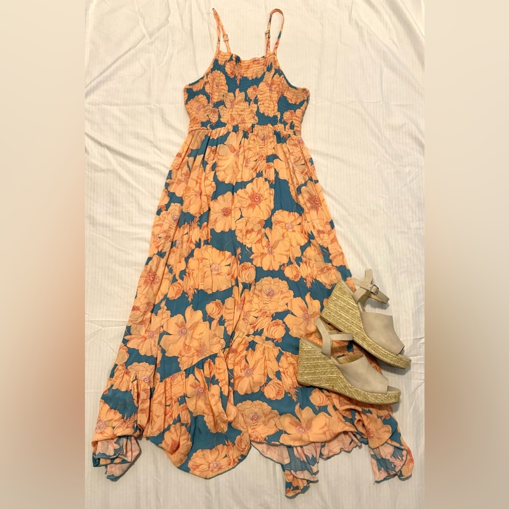 FREE PEOPLE FLORAL MAXI DRESS🌸
